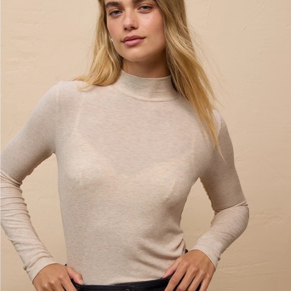 AE Soft & Sexy Mock Neck Long-Sleeve T-Shirt Oatmeal Heather - Picture 3 of 9
